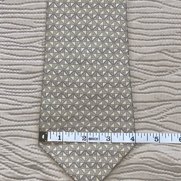 Wilke Rodríguez Men’s Tie - Picture 7 of 8